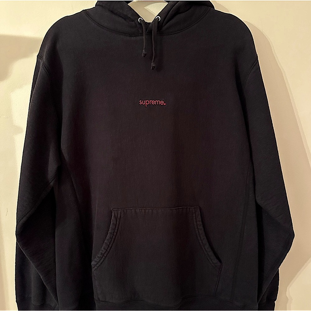 Great Supreme black hoodie size large. It’s a little tight on me so reposhing